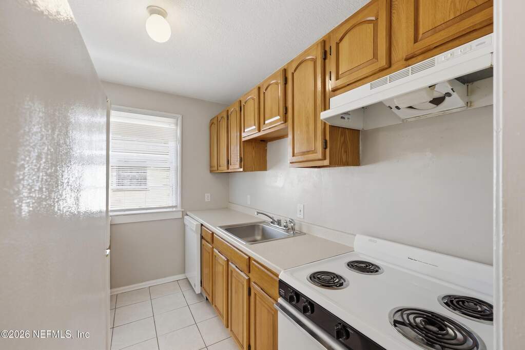 4 Bedroom Multi Unit's Image 6