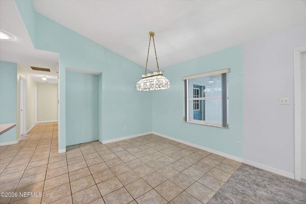 4 Bedroom Single Family Home/House's Image 12