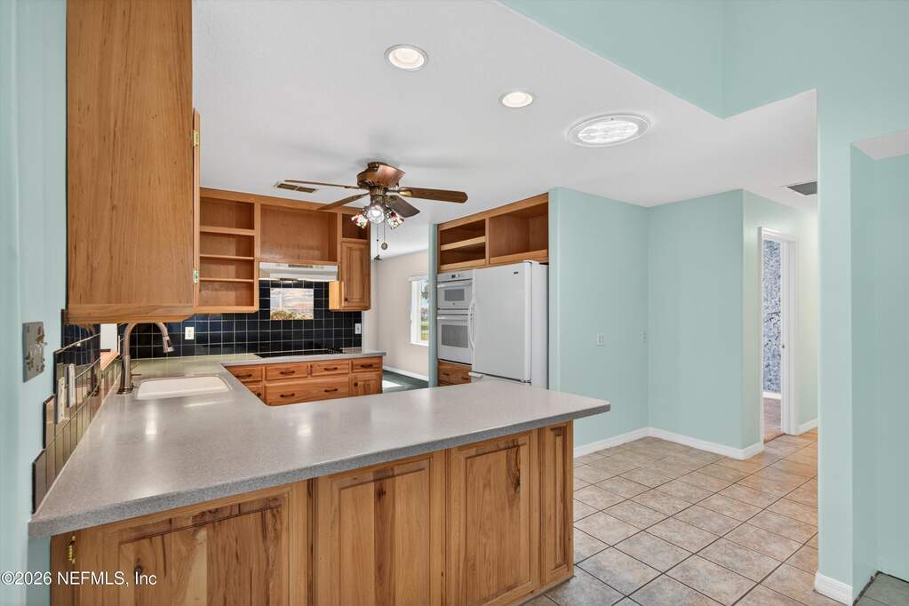 4 Bedroom Single Family Home/House's Image 14