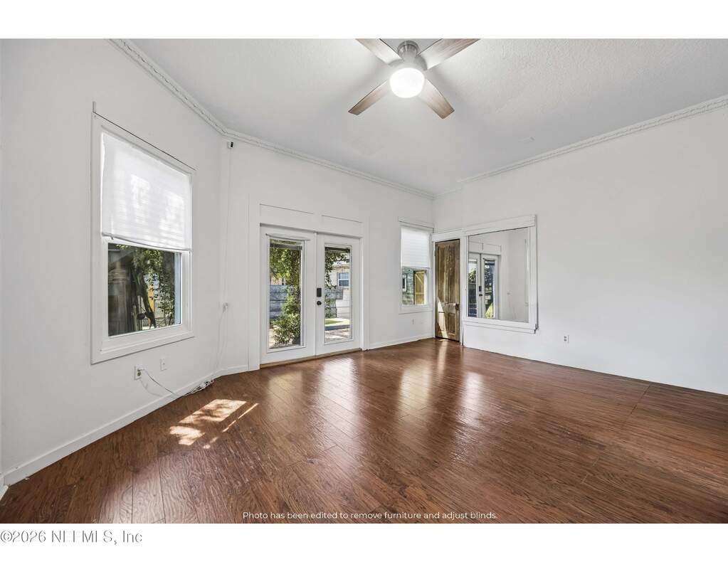 1 Bedroom Single Family Home/House's Image 10
