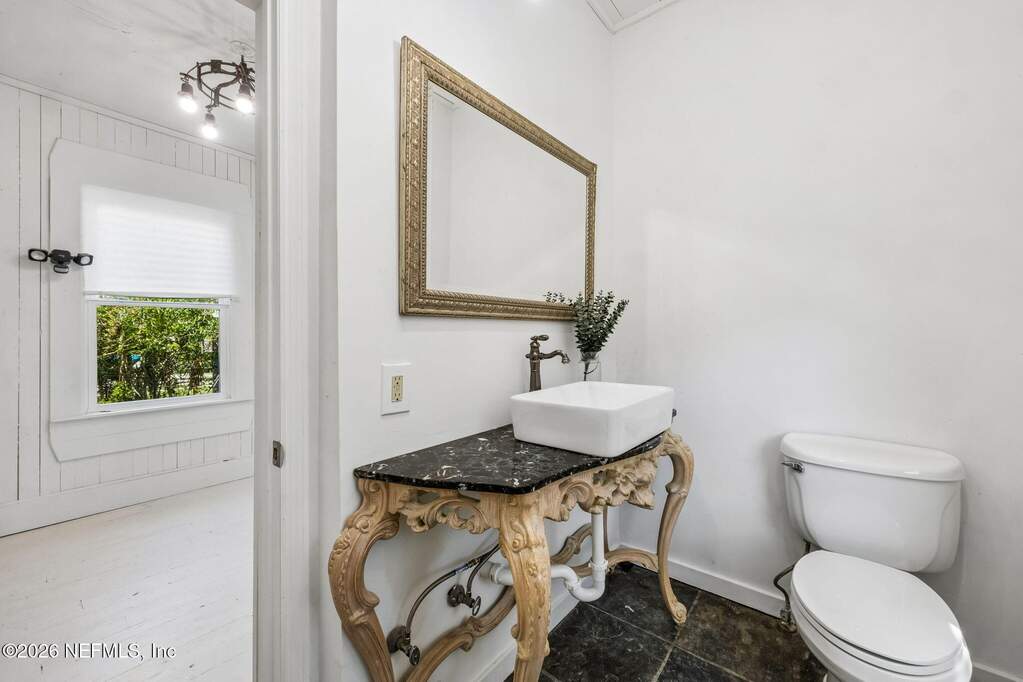 1 Bedroom Single Family Home/House's Image 13