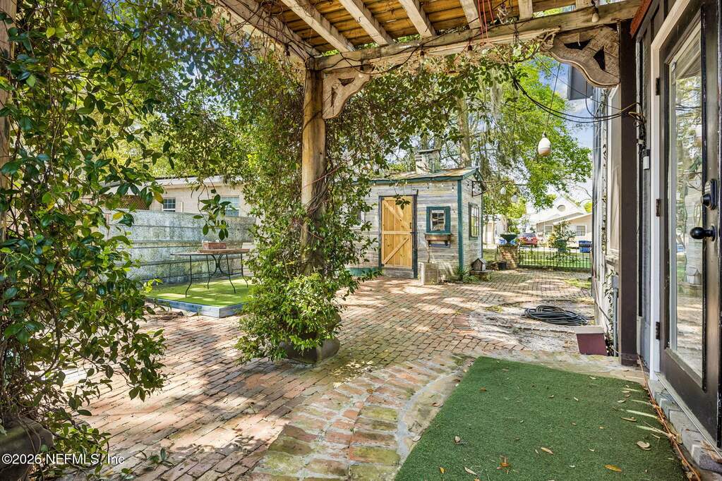 1 Bedroom Single Family Home/House's Image 15