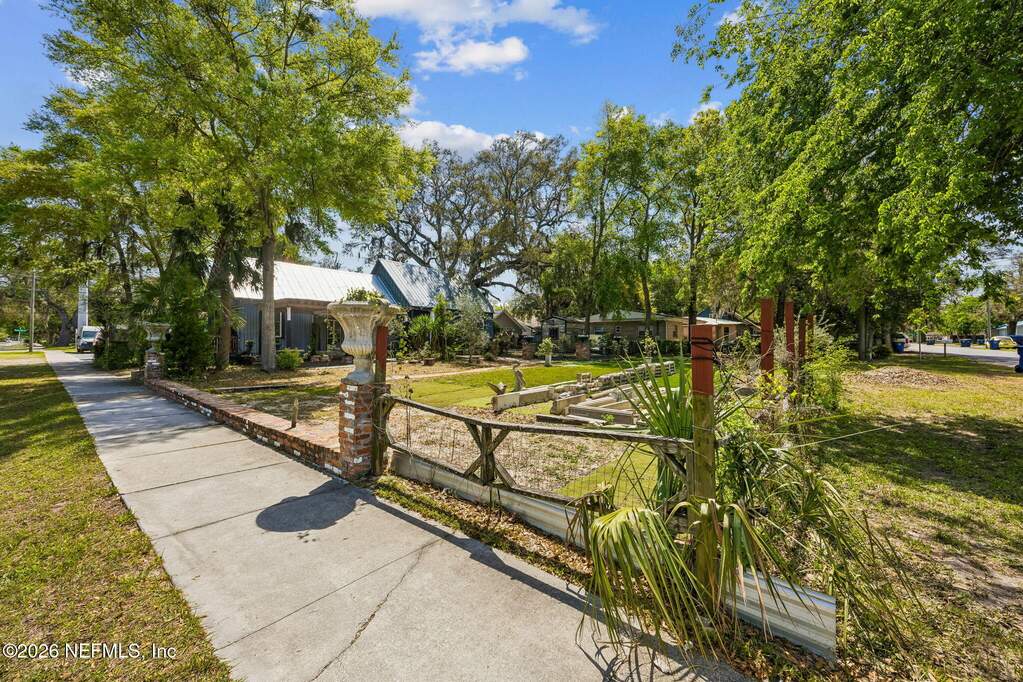 1 Bedroom Single Family Home/House's Image 21