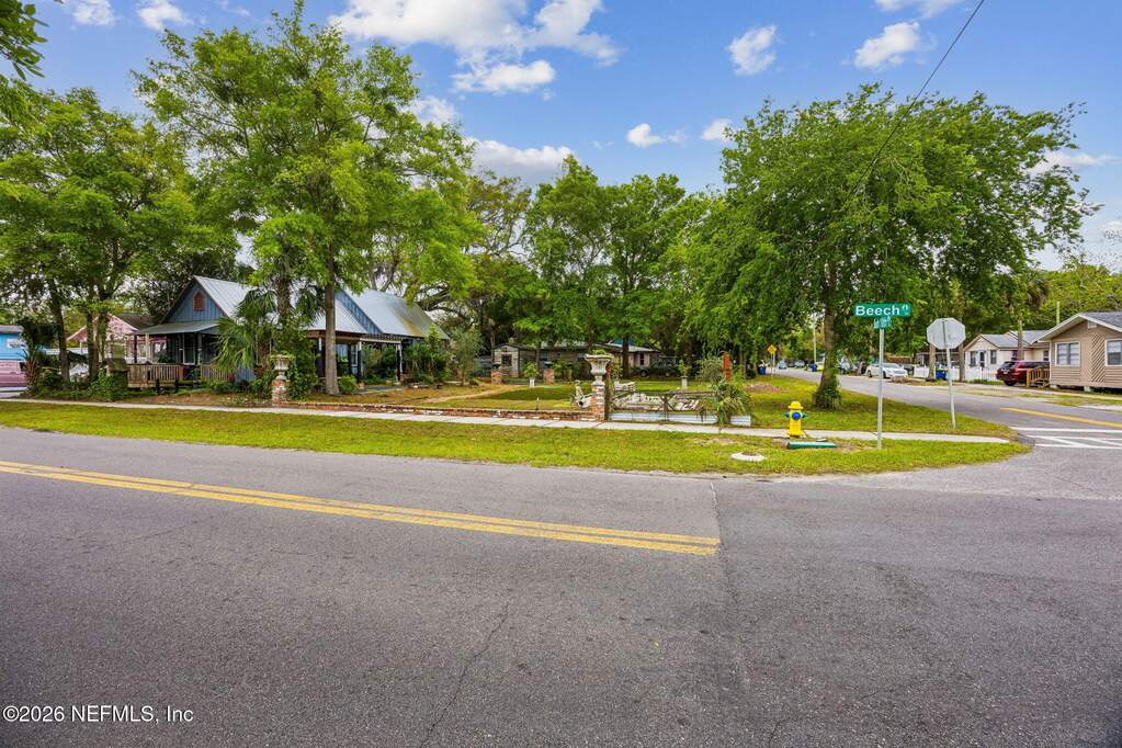 1 Bedroom Single Family Home/House's Image 25