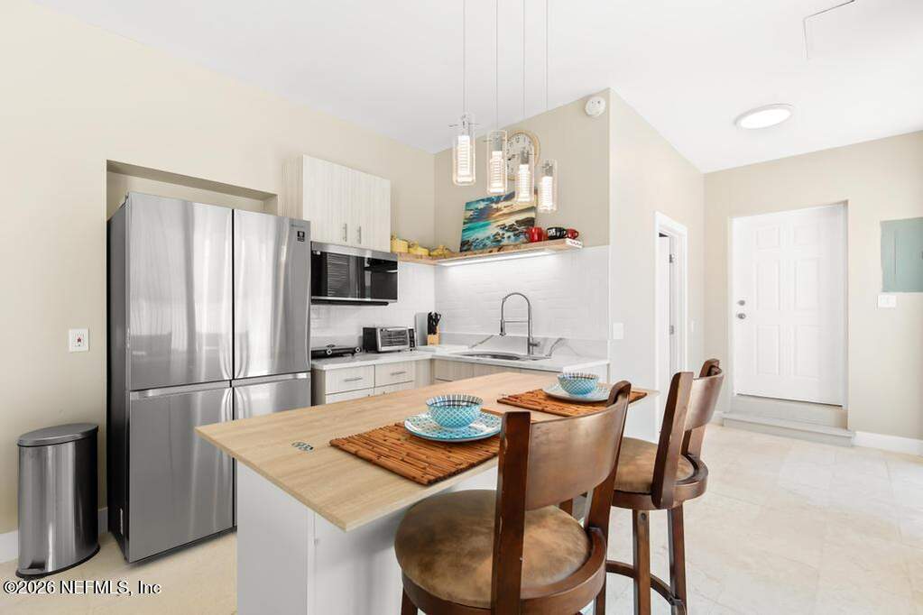 5 Bedroom Single Family Home/House's Image 116