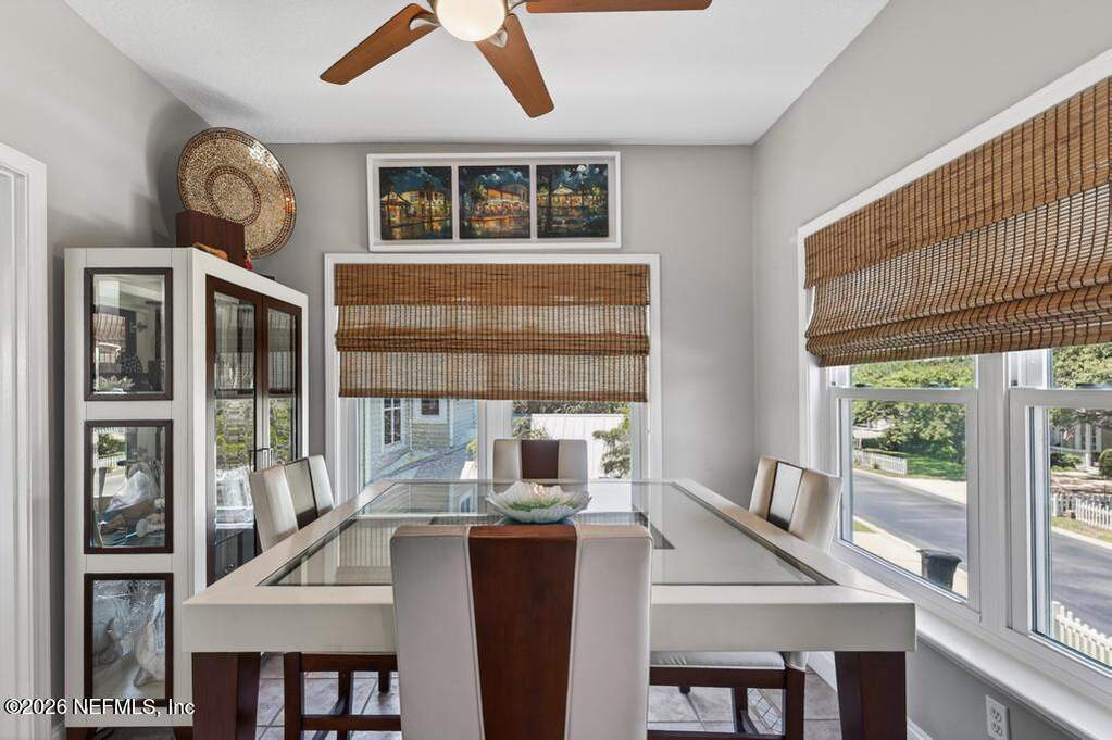 5 Bedroom Single Family Home/House's Image 41