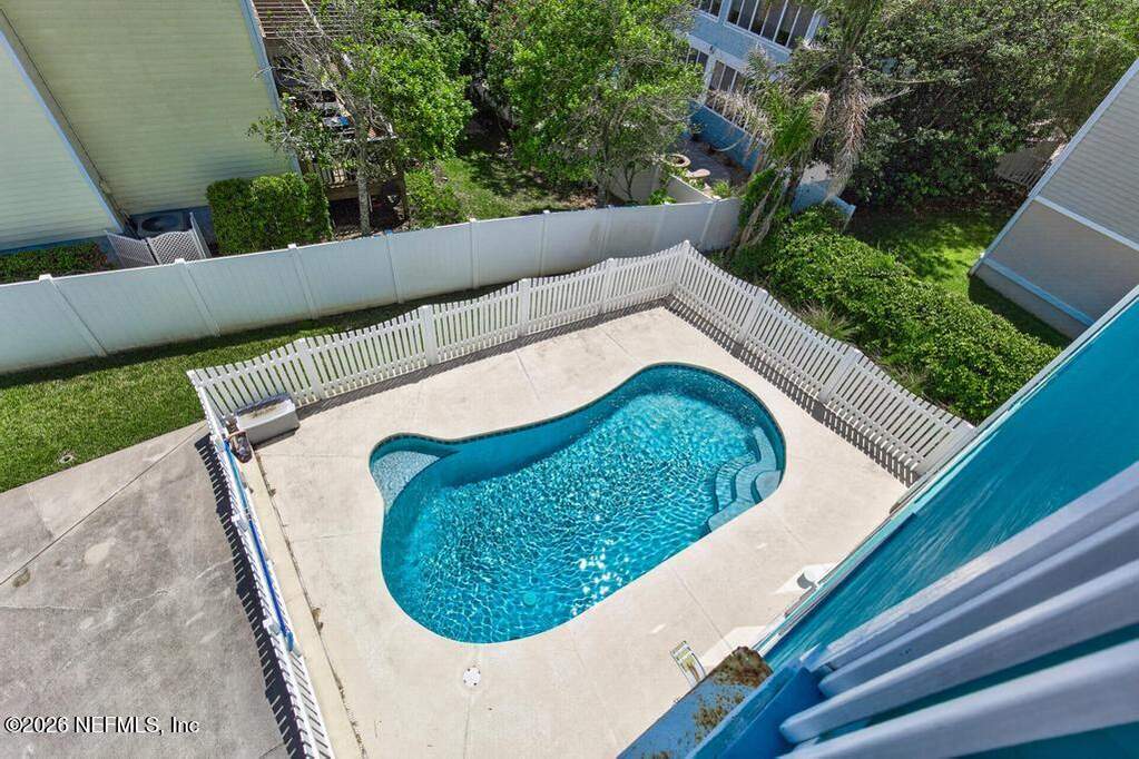 5 Bedroom Single Family Home/House's Image 77