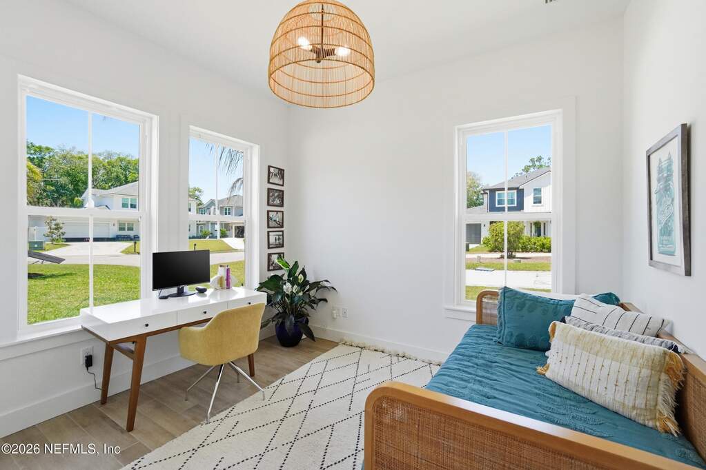 5 Bedroom Single Family Home/House's Image 19