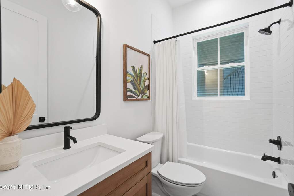 5 Bedroom Single Family Home/House's Image 20
