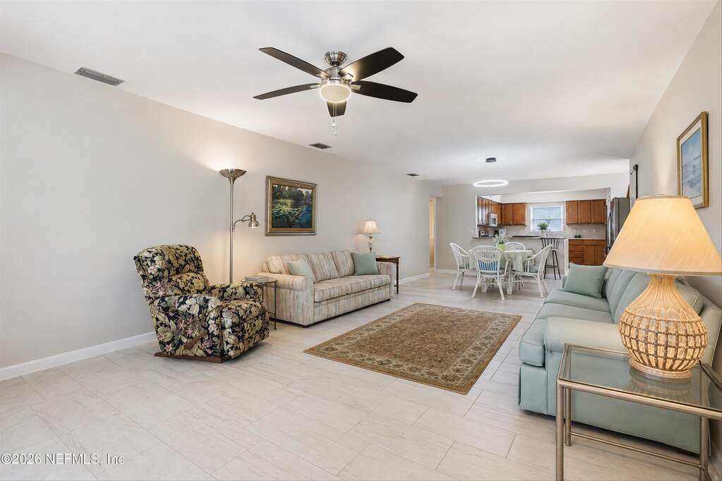 4 Bedroom Villa/Townhouse's Image 13