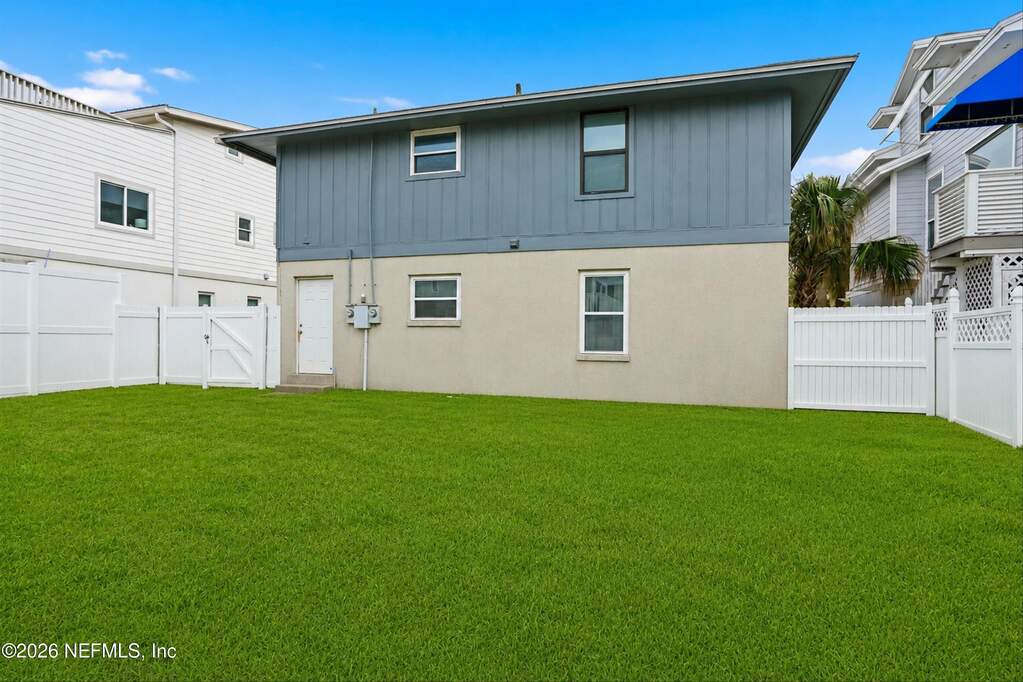 4 Bedroom Villa/Townhouse's Image 24