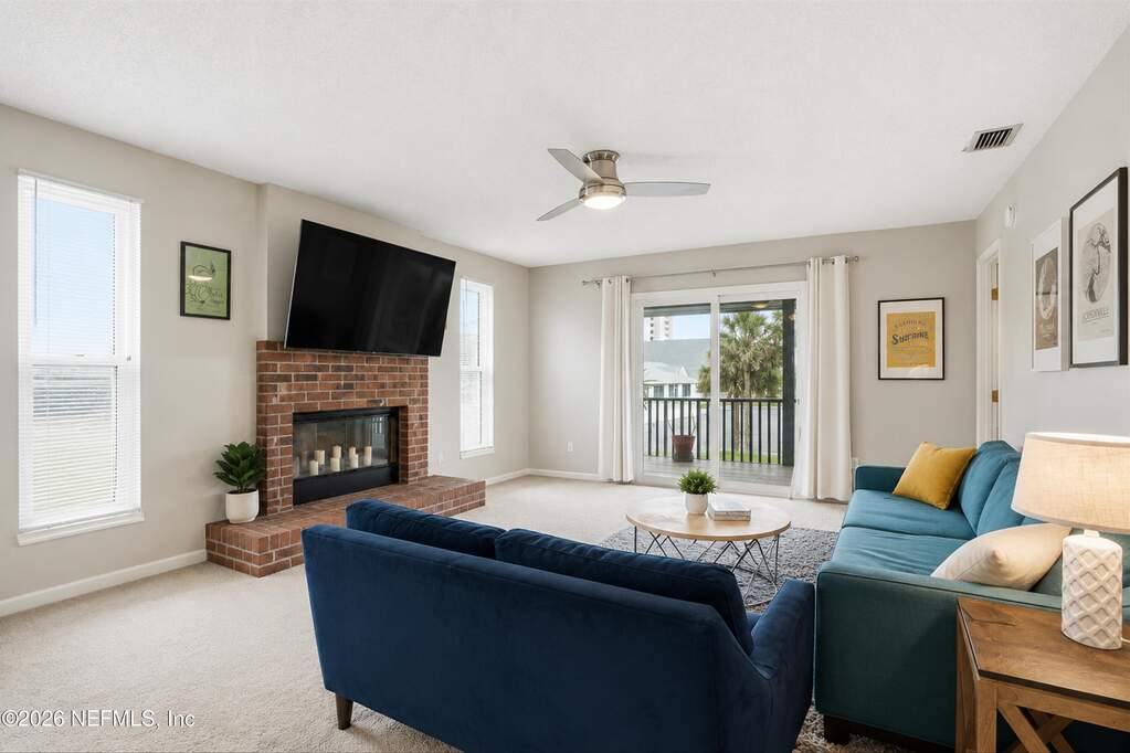 4 Bedroom Villa/Townhouse's Image 4
