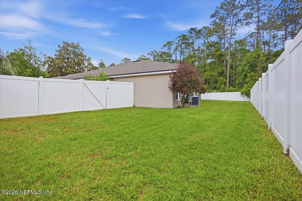 4 Bedroom Single Family Home/House's Image 27