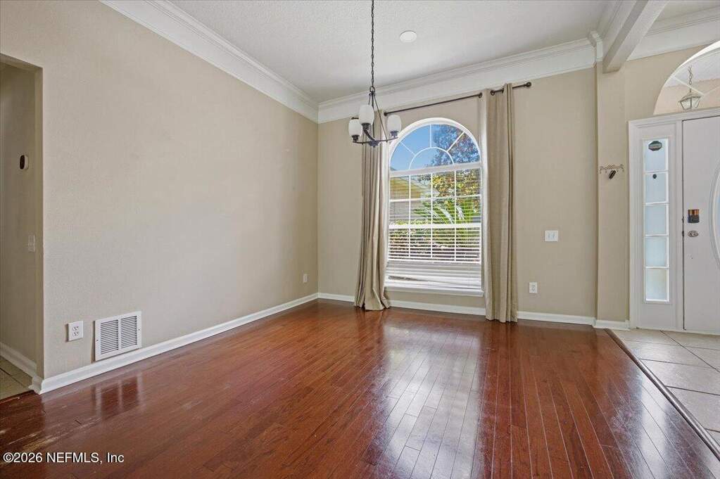 4 Bedroom Single Family Home/House's Image 3