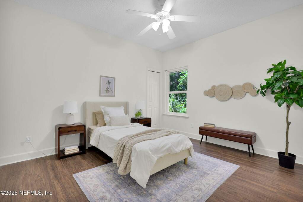 6 Bedroom Single Family Home/House's Image 34