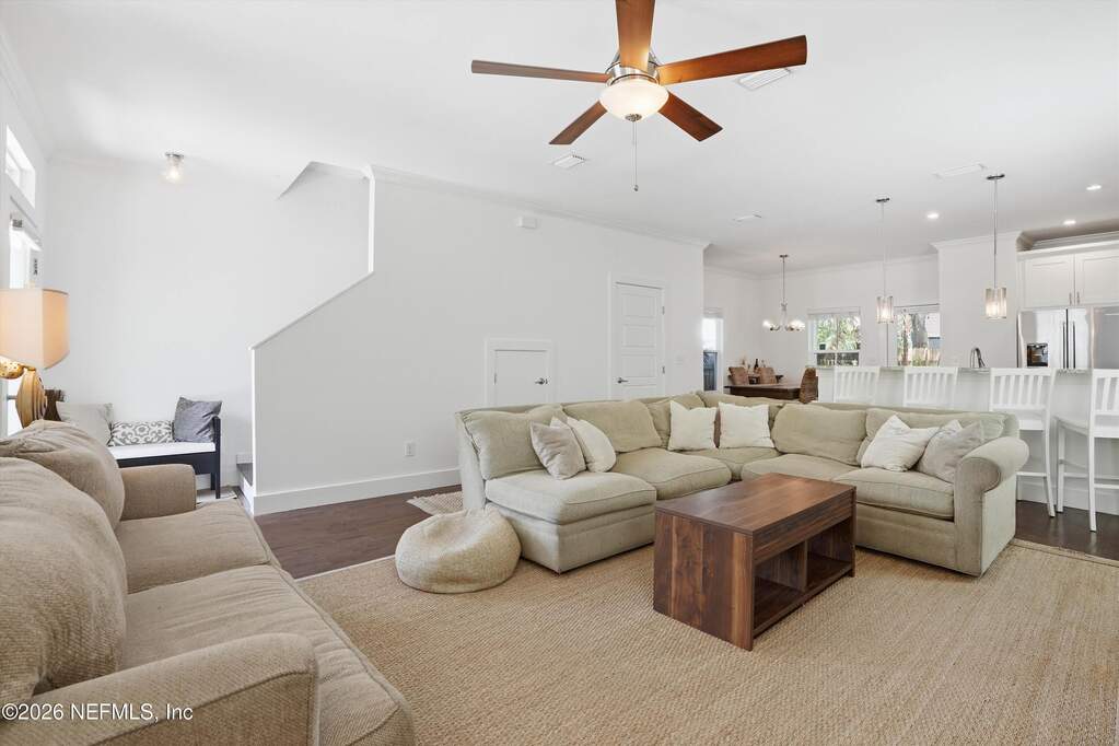 3 Bedroom Single Family Home/House's Image 3