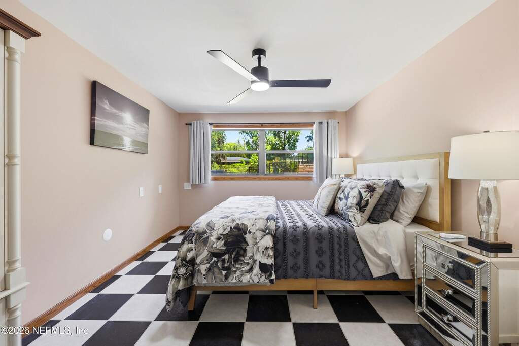 4 Bedroom Single Family Home/House's Image 10