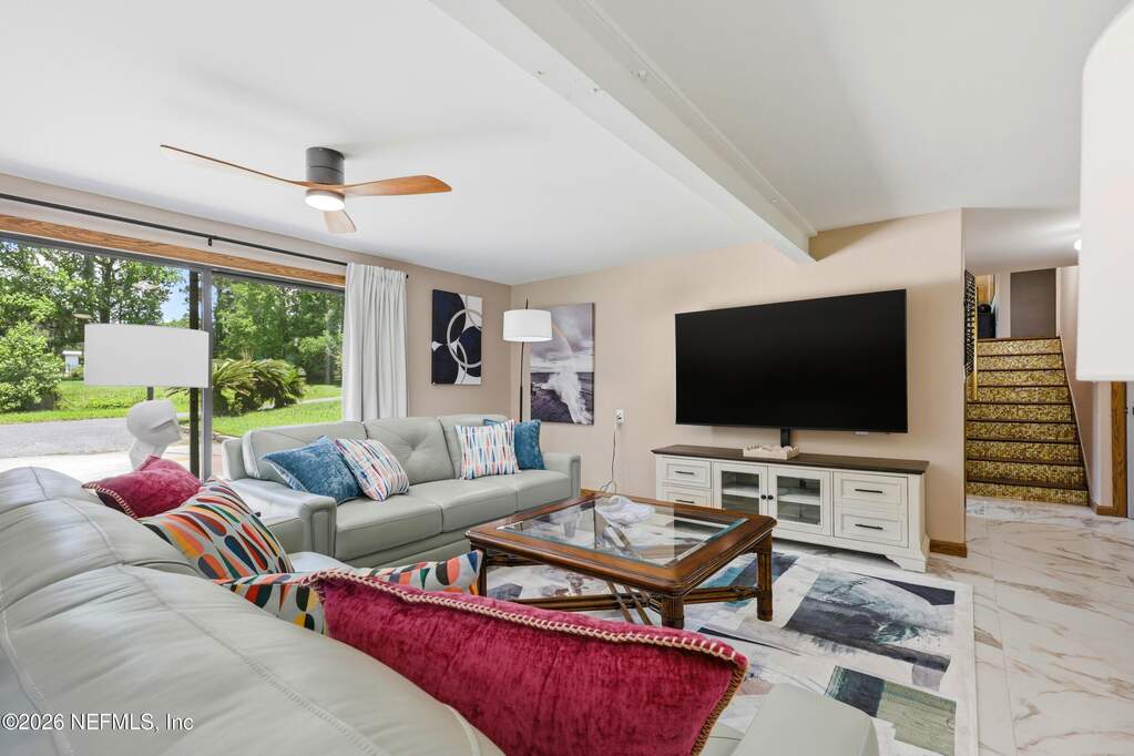 4 Bedroom Single Family Home/House's Image 15