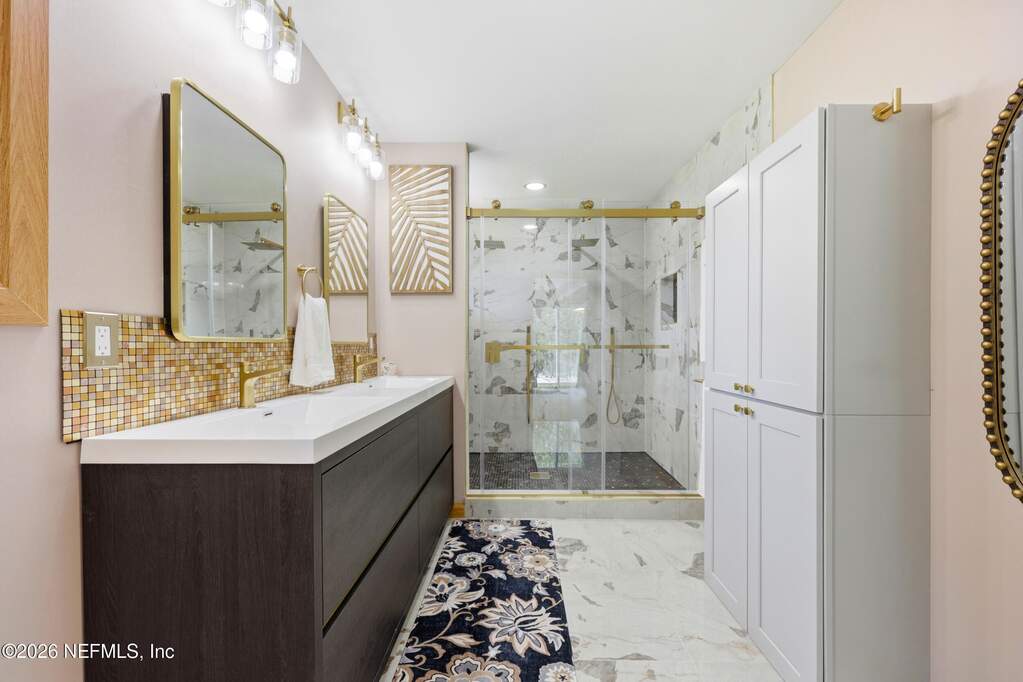 4 Bedroom Single Family Home/House's Image 24
