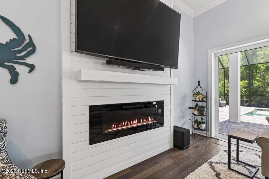 5 Bedroom Single Family Home/House's Image 30