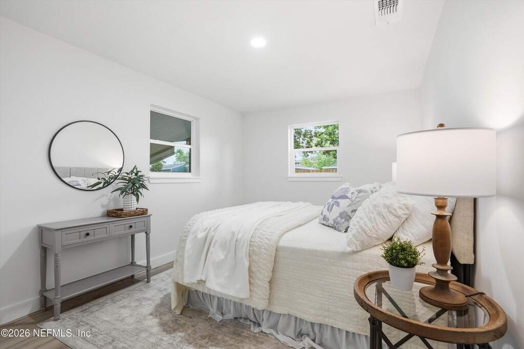 3 Bedroom Single Family Home/House's Image 8