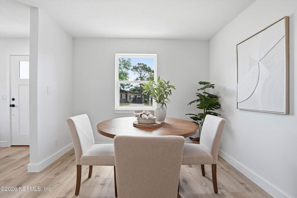 3 Bedroom Single Family Home/House's Image 5