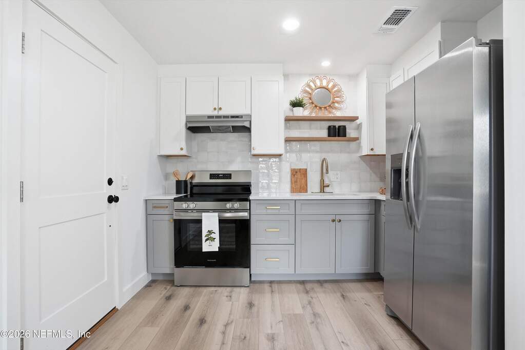 3 Bedroom Single Family Home/House's Image 6