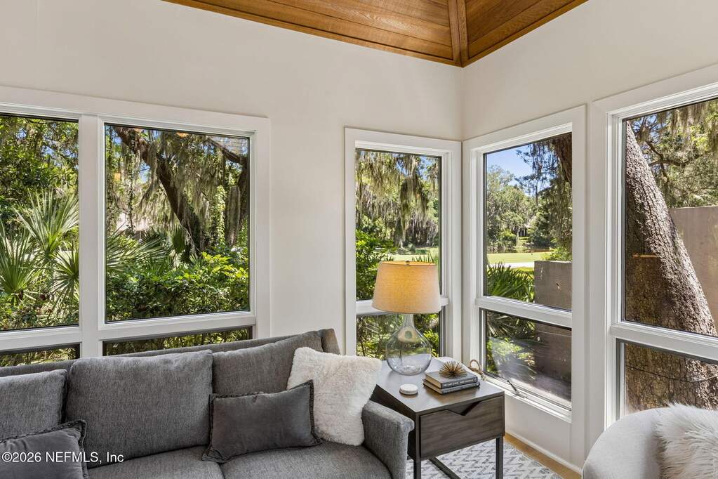 3 Bedroom Single Family Home/House's Image 11