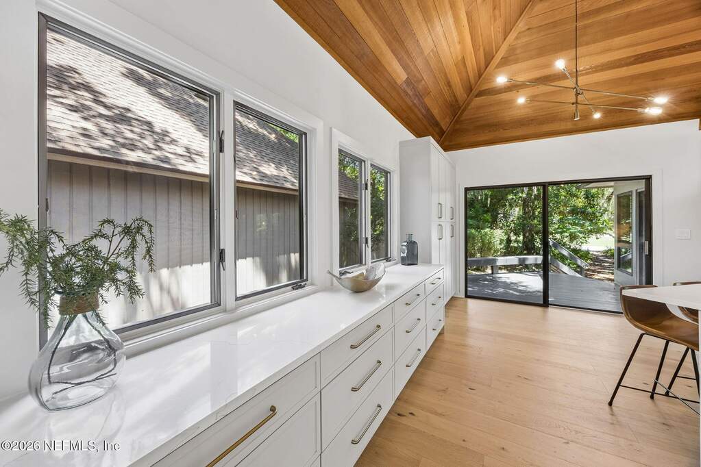 3 Bedroom Single Family Home/House's Image 27