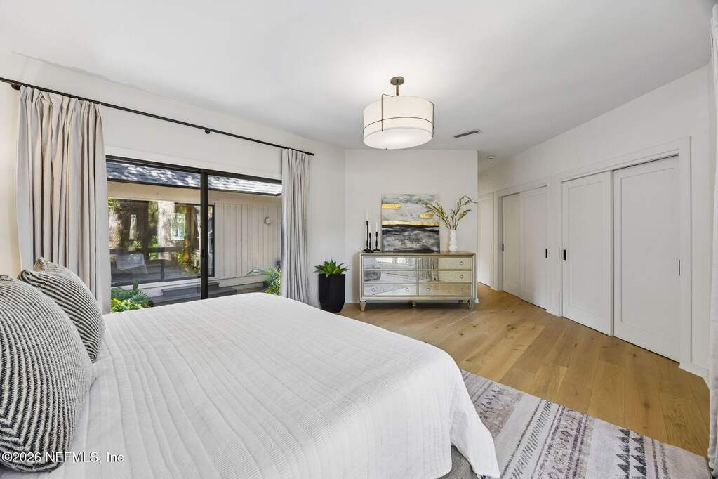 3 Bedroom Single Family Home/House's Image 32