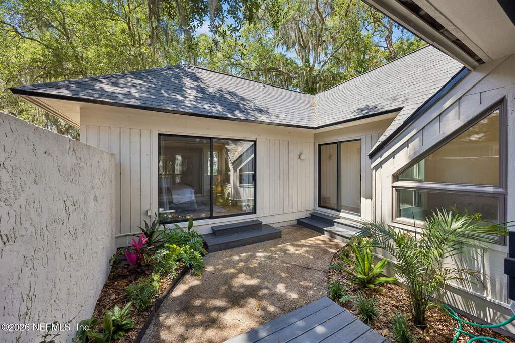 3 Bedroom Single Family Home/House's Image 33