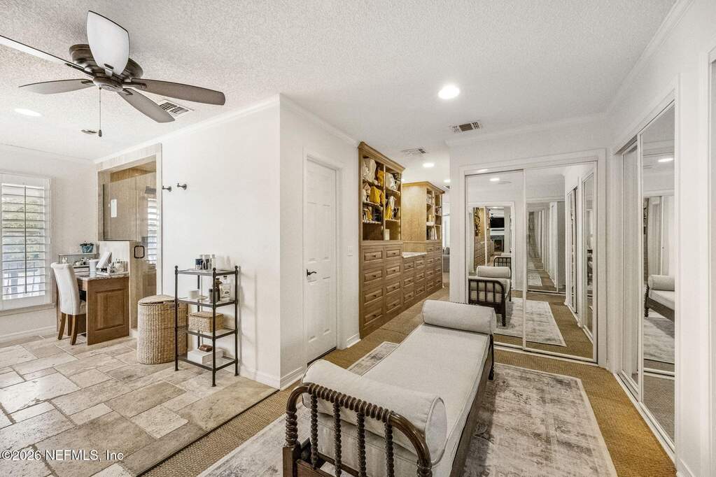 3 Bedroom Single Family Home/House's Image 35