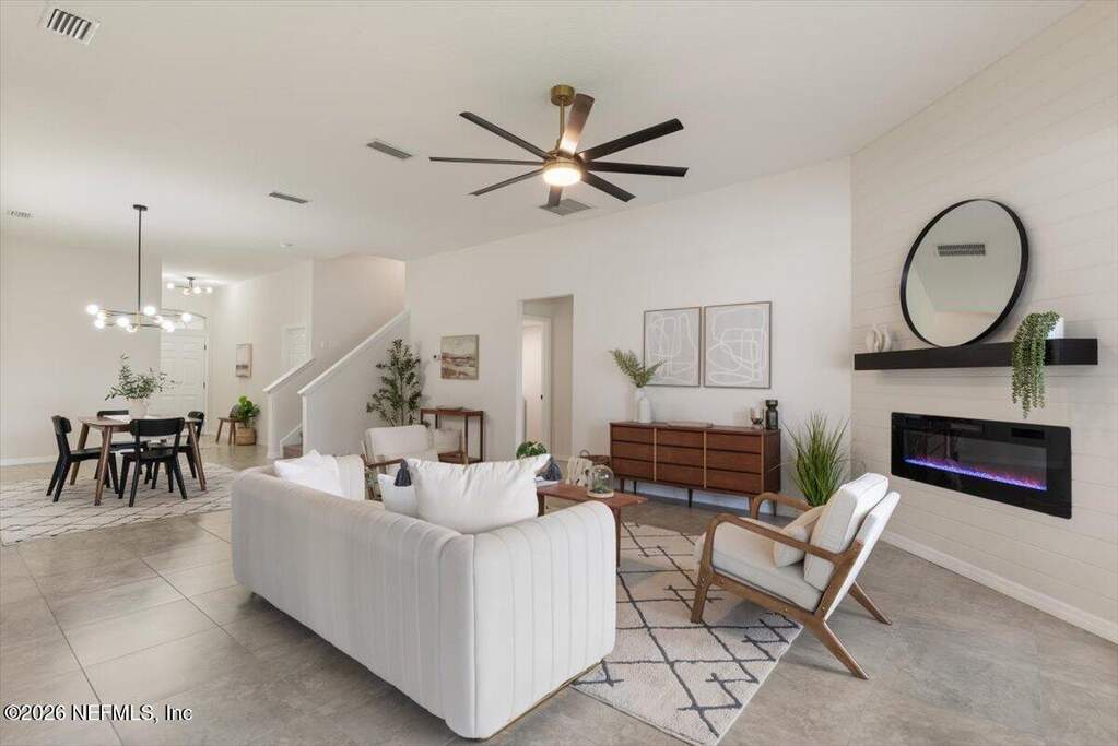 5 Bedroom Single Family Home/House's Image 13