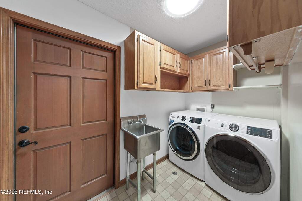 3 Bedroom Single Family Home/House's Image 26