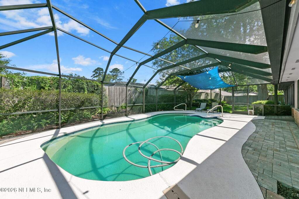 3 Bedroom Single Family Home/House's Image 32
