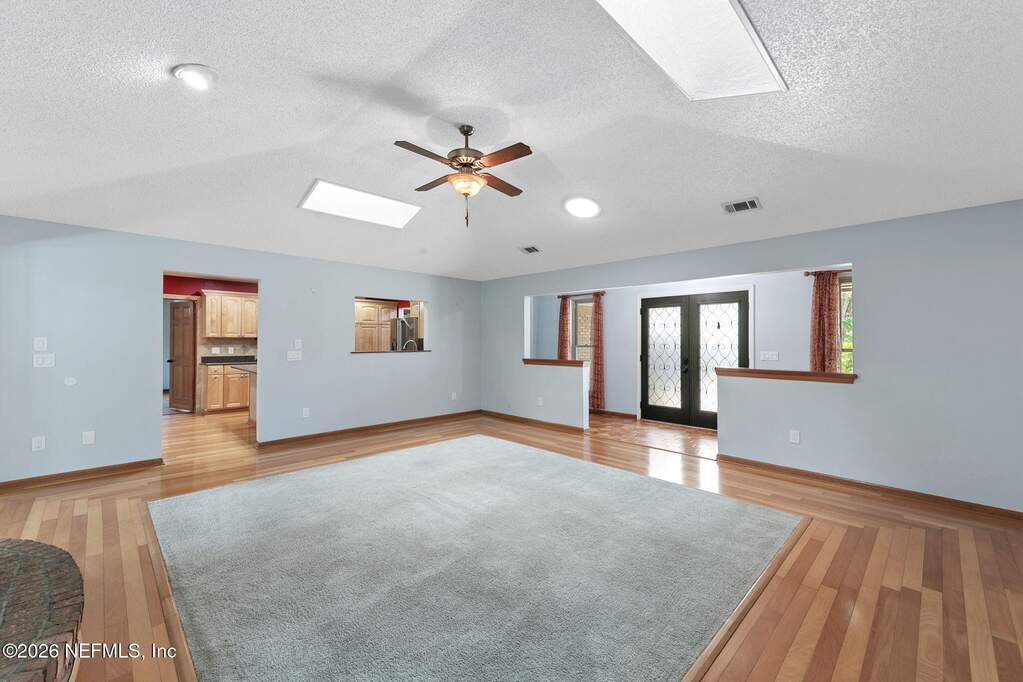 3 Bedroom Single Family Home/House's Image 5