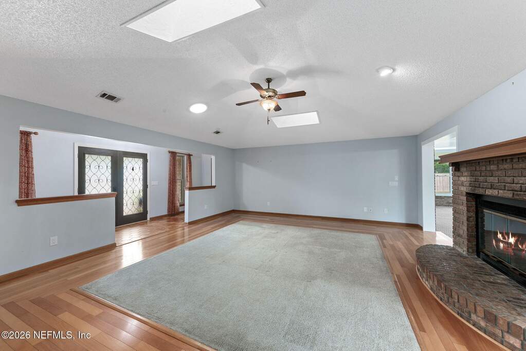 3 Bedroom Single Family Home/House's Image 6