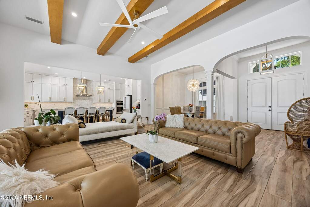 4 Bedroom Single Family Home/House's Image 11
