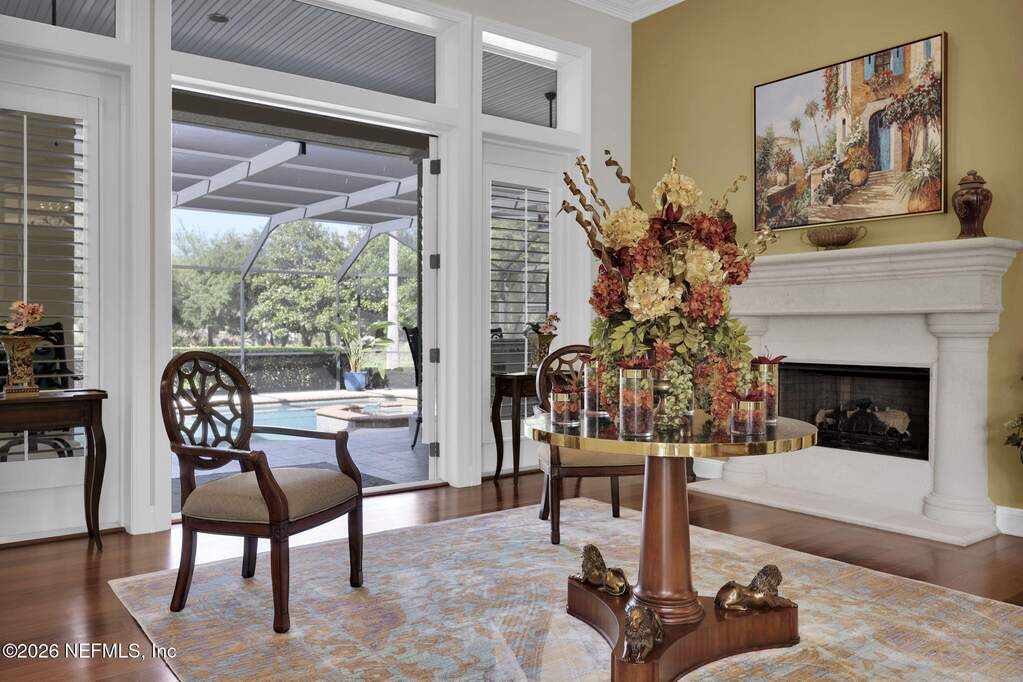 4 Bedroom Single Family Home/House's Image 9