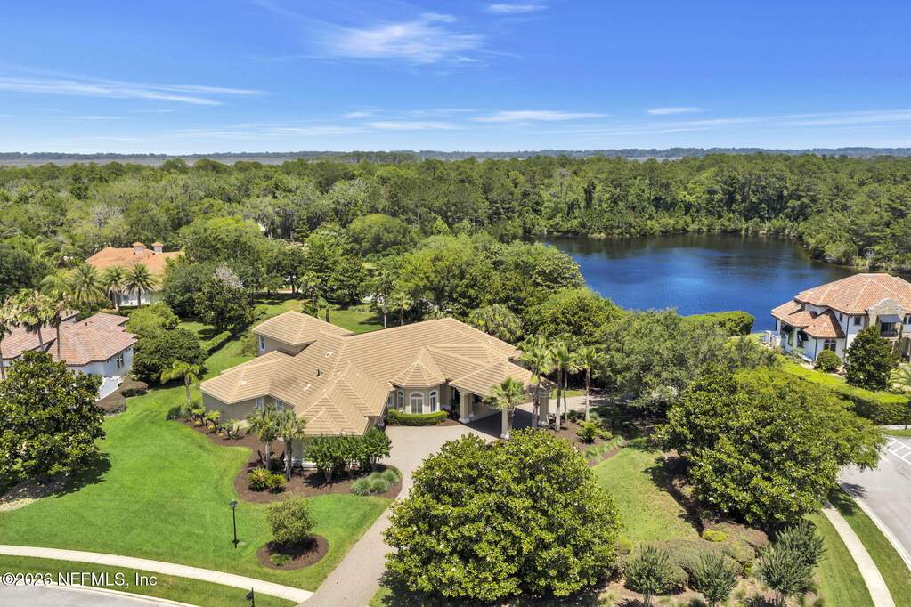 4 Bedroom Single Family Home/House's Image 5