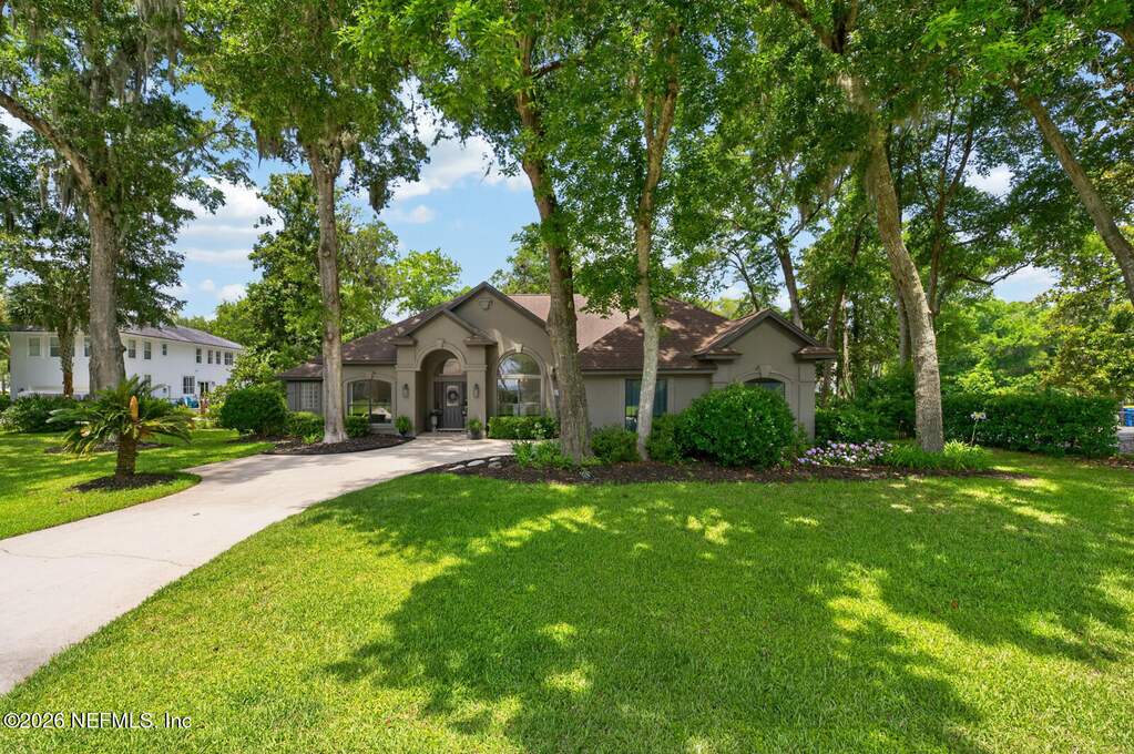 5 Bedroom Single Family Home/House's Image 35