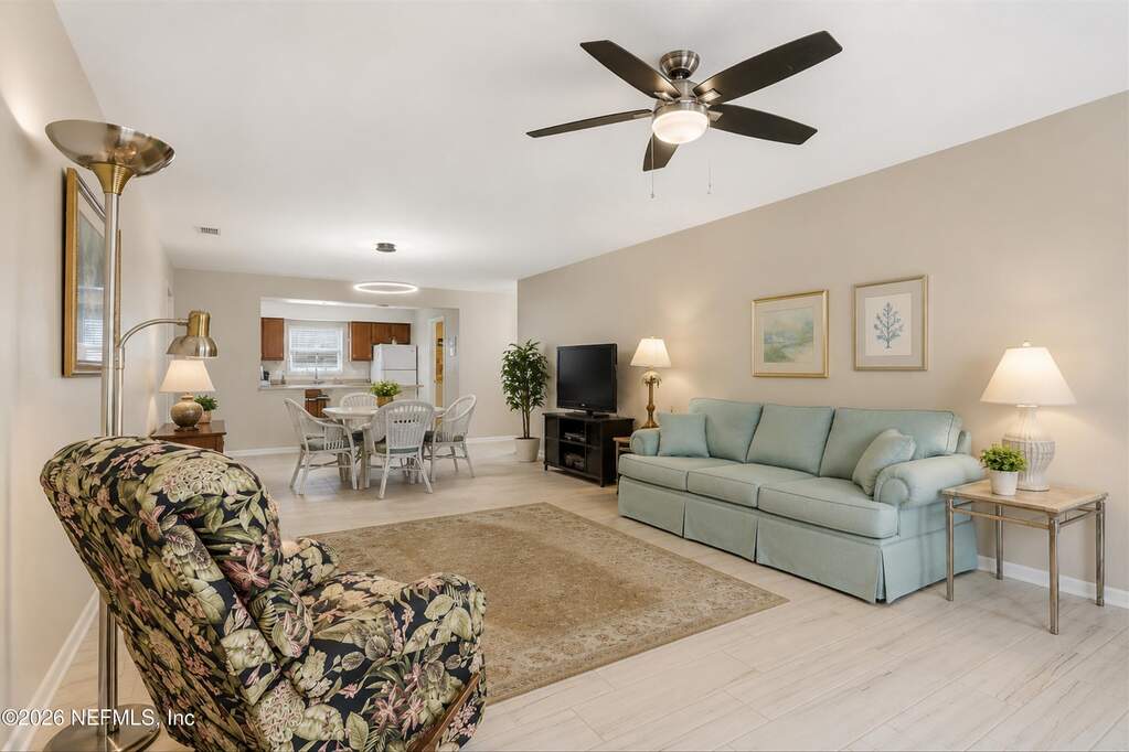 4 Bedroom Multi Unit's Image 15
