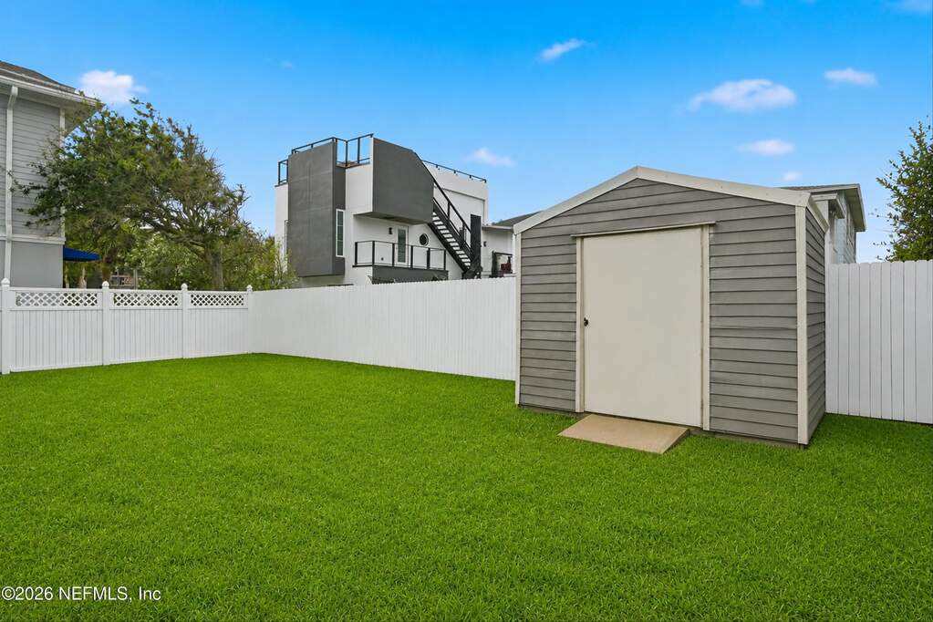 4 Bedroom Multi Unit's Image 26