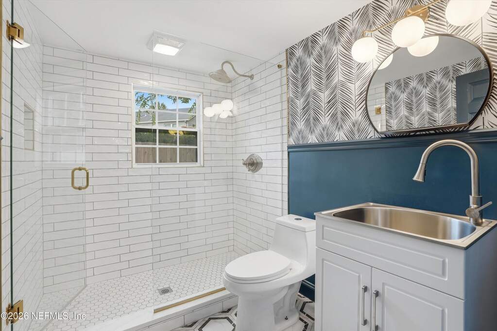 3 Bedroom Single Family Home/House's Image 35
