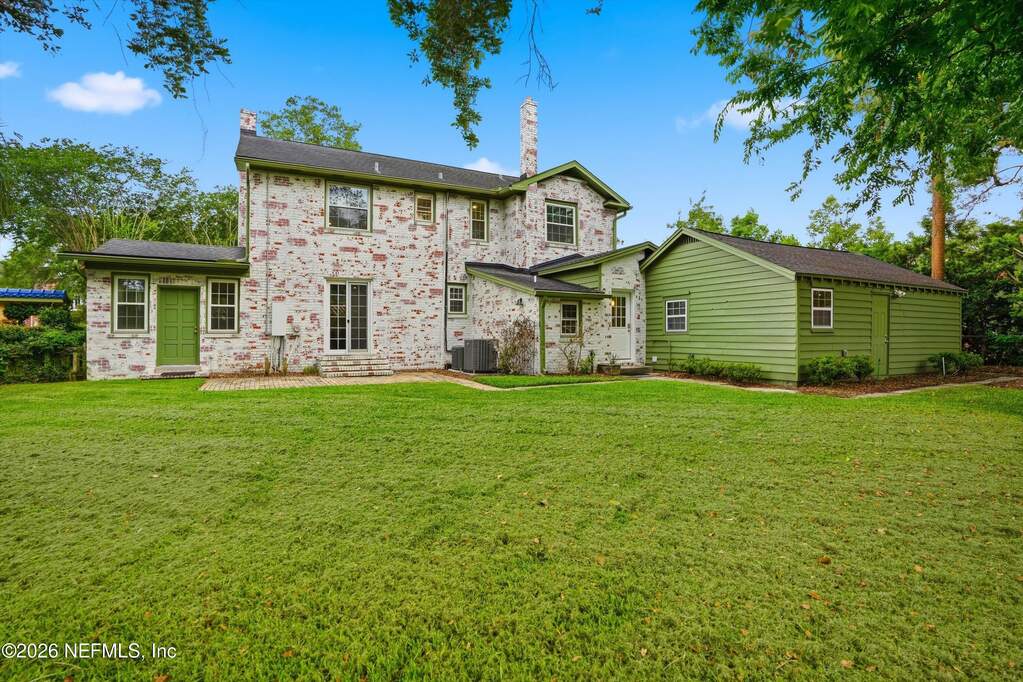 3 Bedroom Single Family Home/House's Image 37