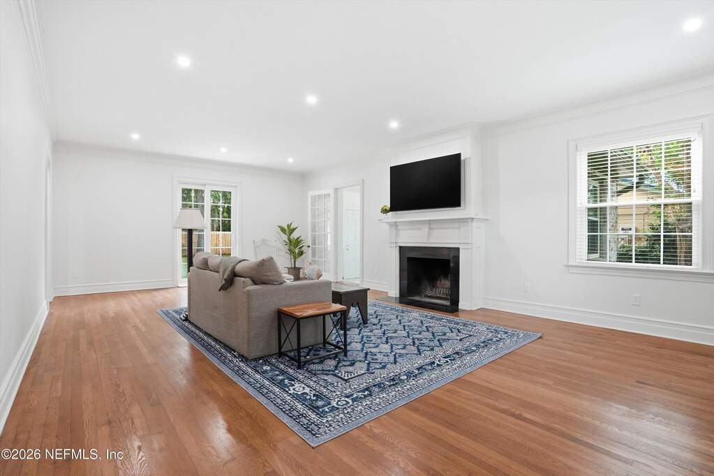 3 Bedroom Single Family Home/House's Image 3