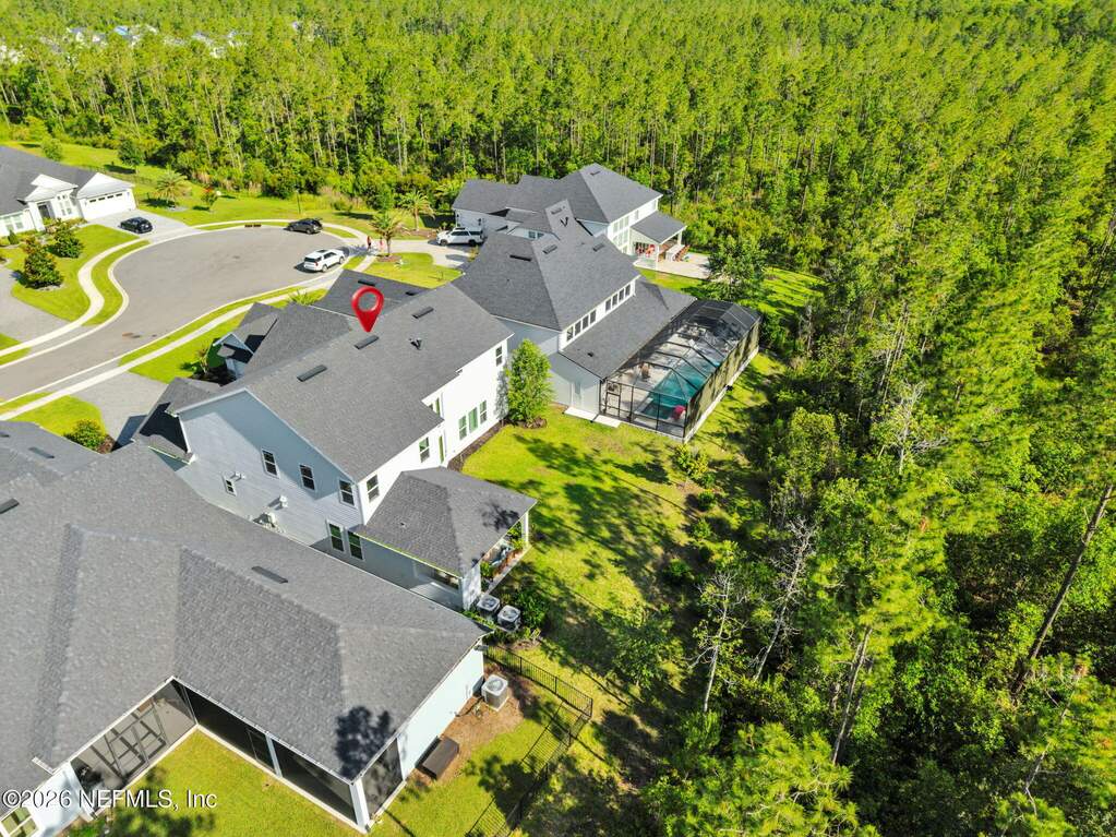 6 Bedroom Single Family Home/House's Image 102