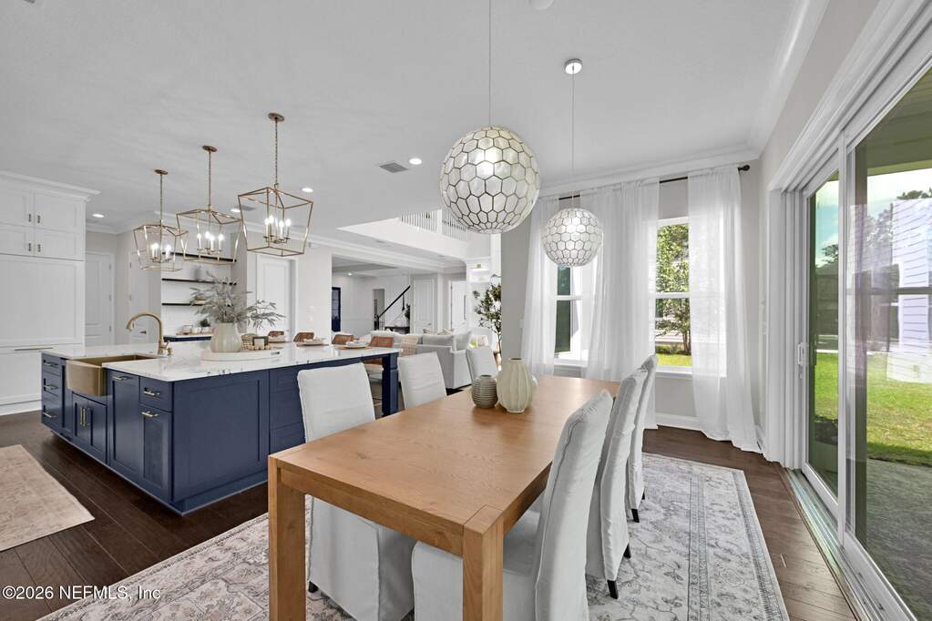 6 Bedroom Single Family Home/House's Image 45