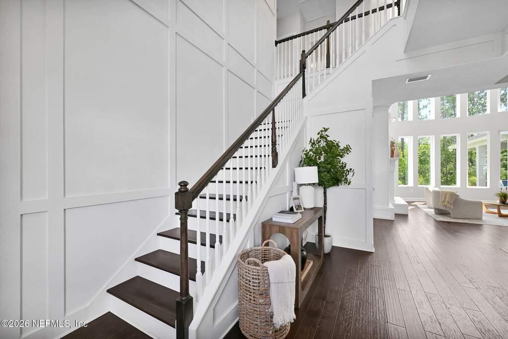 6 Bedroom Single Family Home/House's Image 64