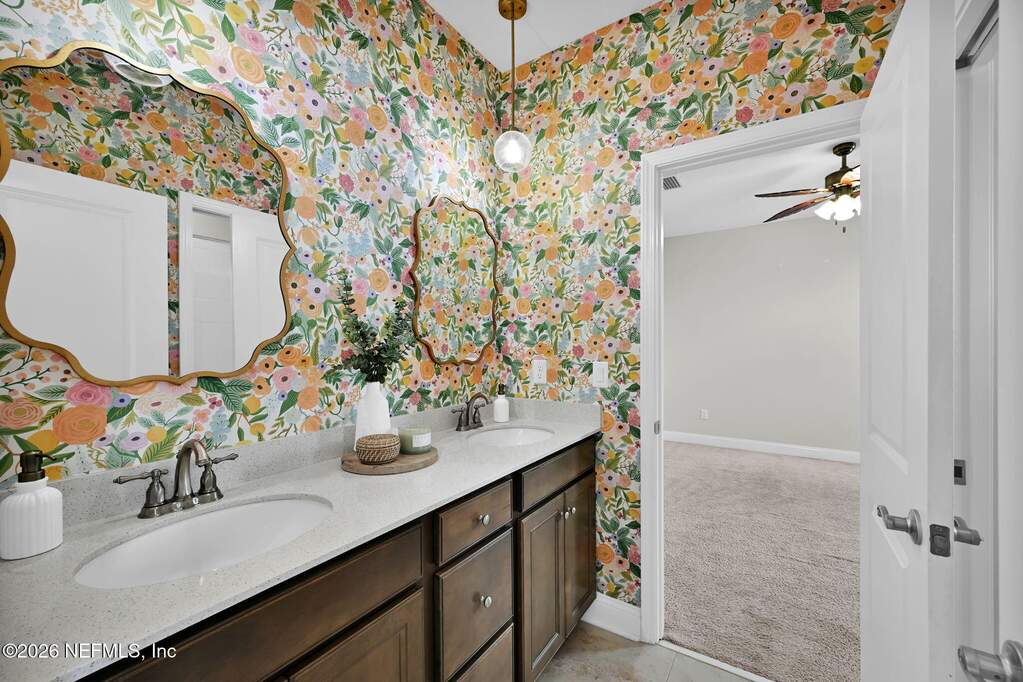 6 Bedroom Single Family Home/House's Image 74